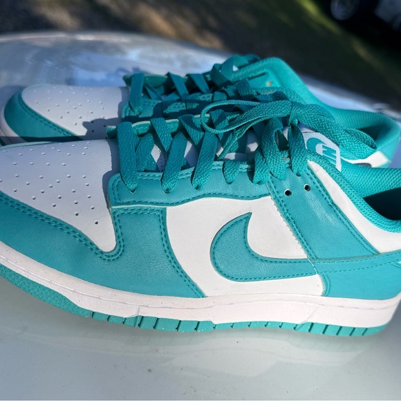 Nike Teal and White dunks - Picture 4 of 4